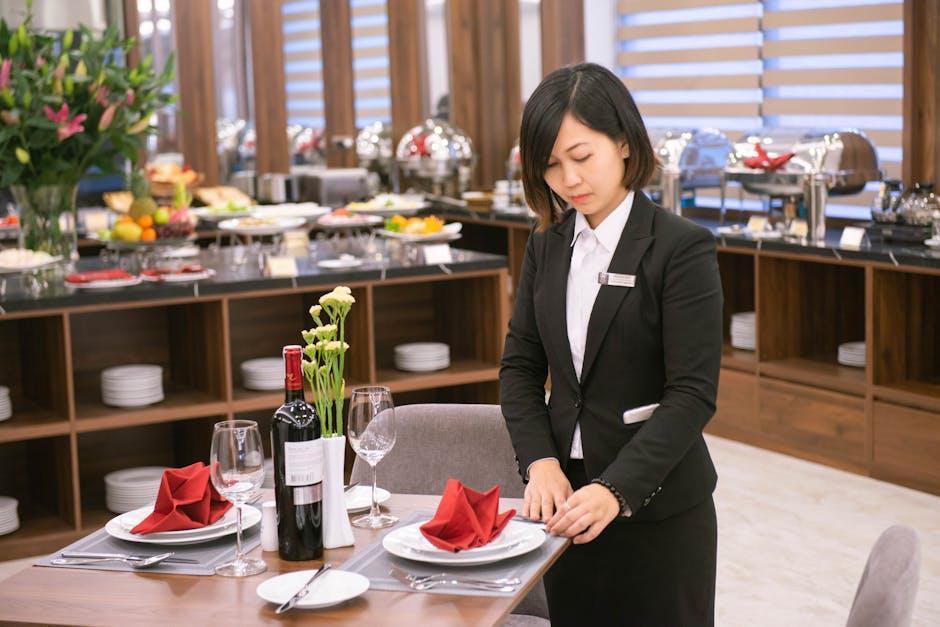 How to manage restaurant staff effectively